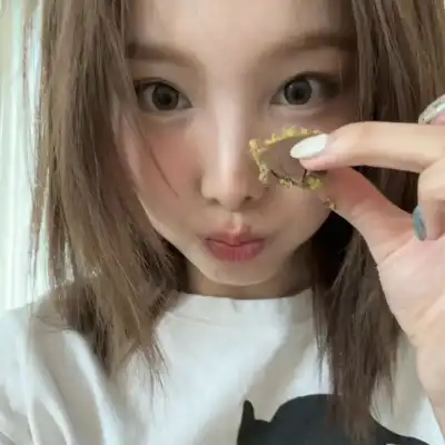 公奥婷